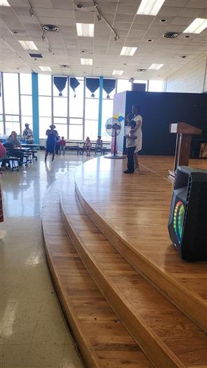 preschool promotion ceremony helpers